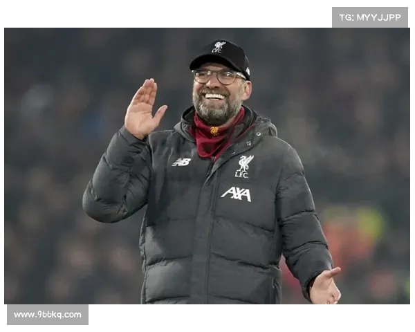 英超VAR争议不断 多次判罚引发球迷热议与反思